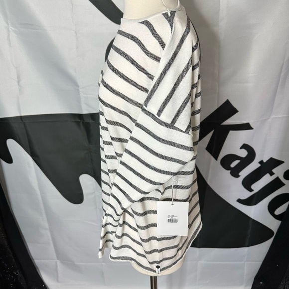 One Teaspoon Stripe Long Sleeve Journal Top in Black/Cream Size Small - Picture 3 of 8